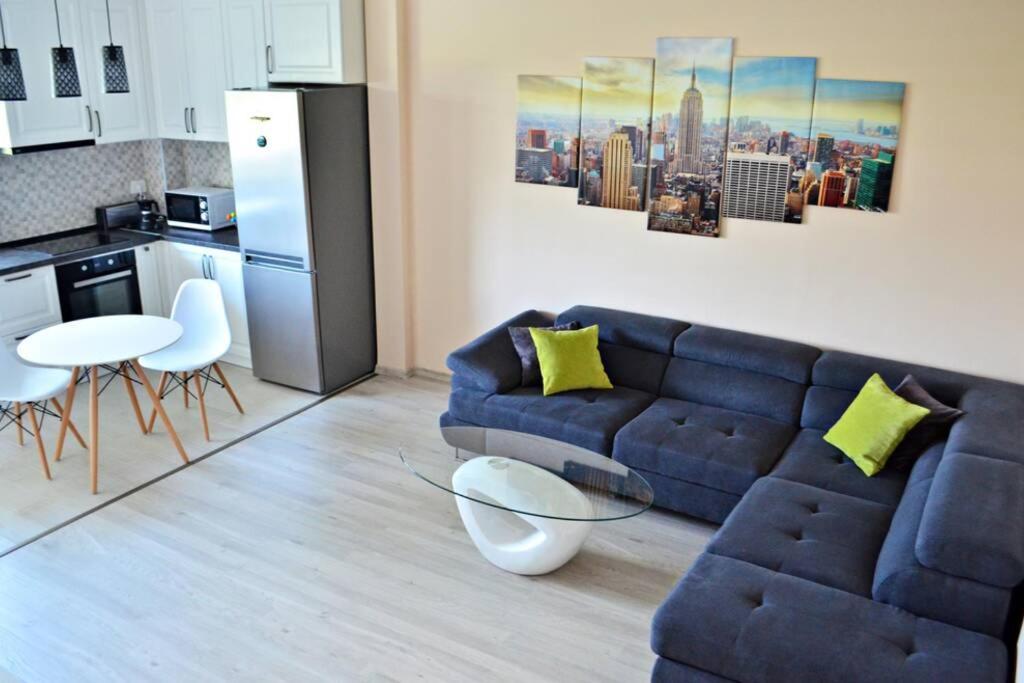M&M Apartment Oradea Eksteriør billede