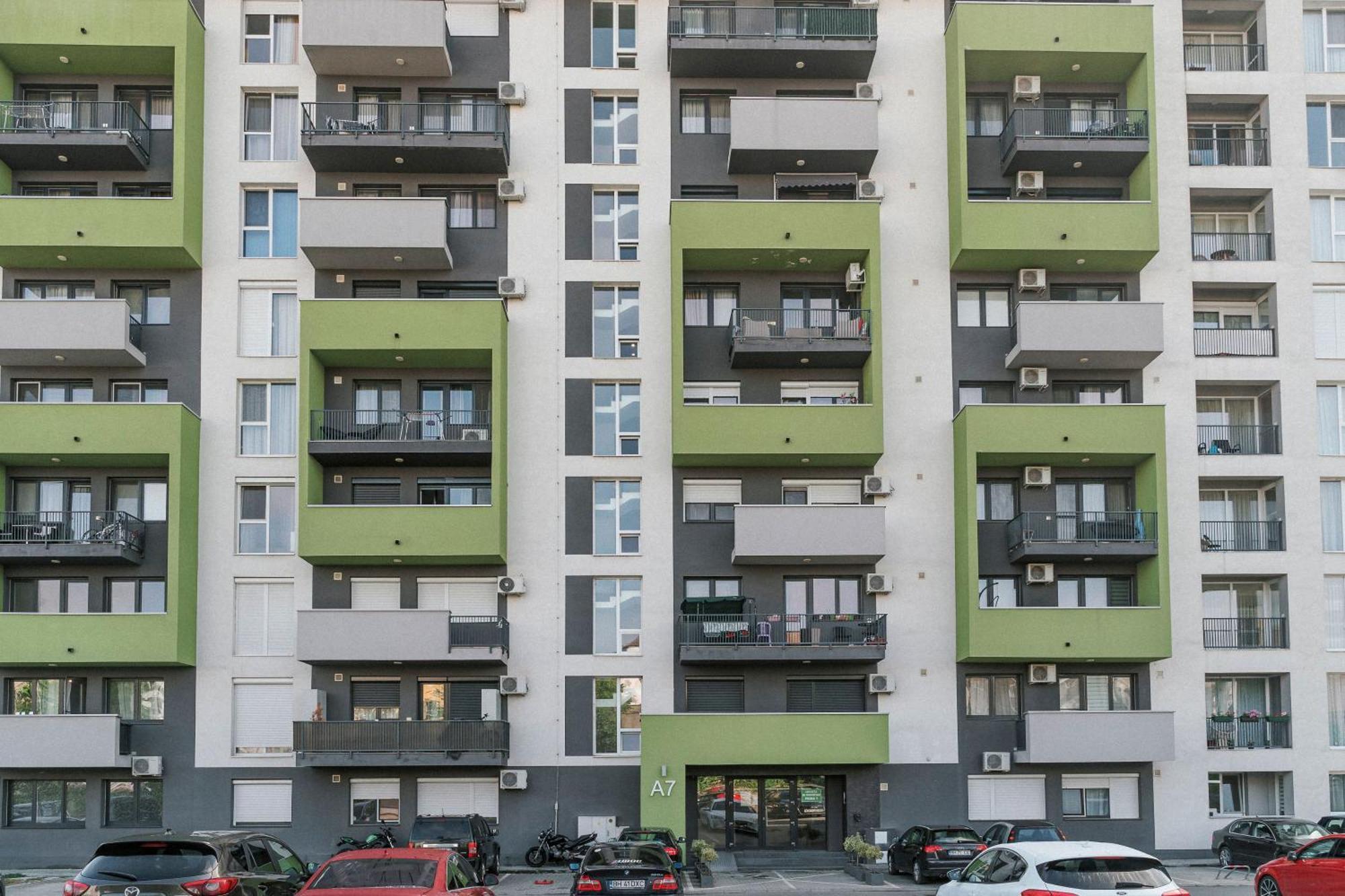 M&M Apartment Oradea Eksteriør billede
