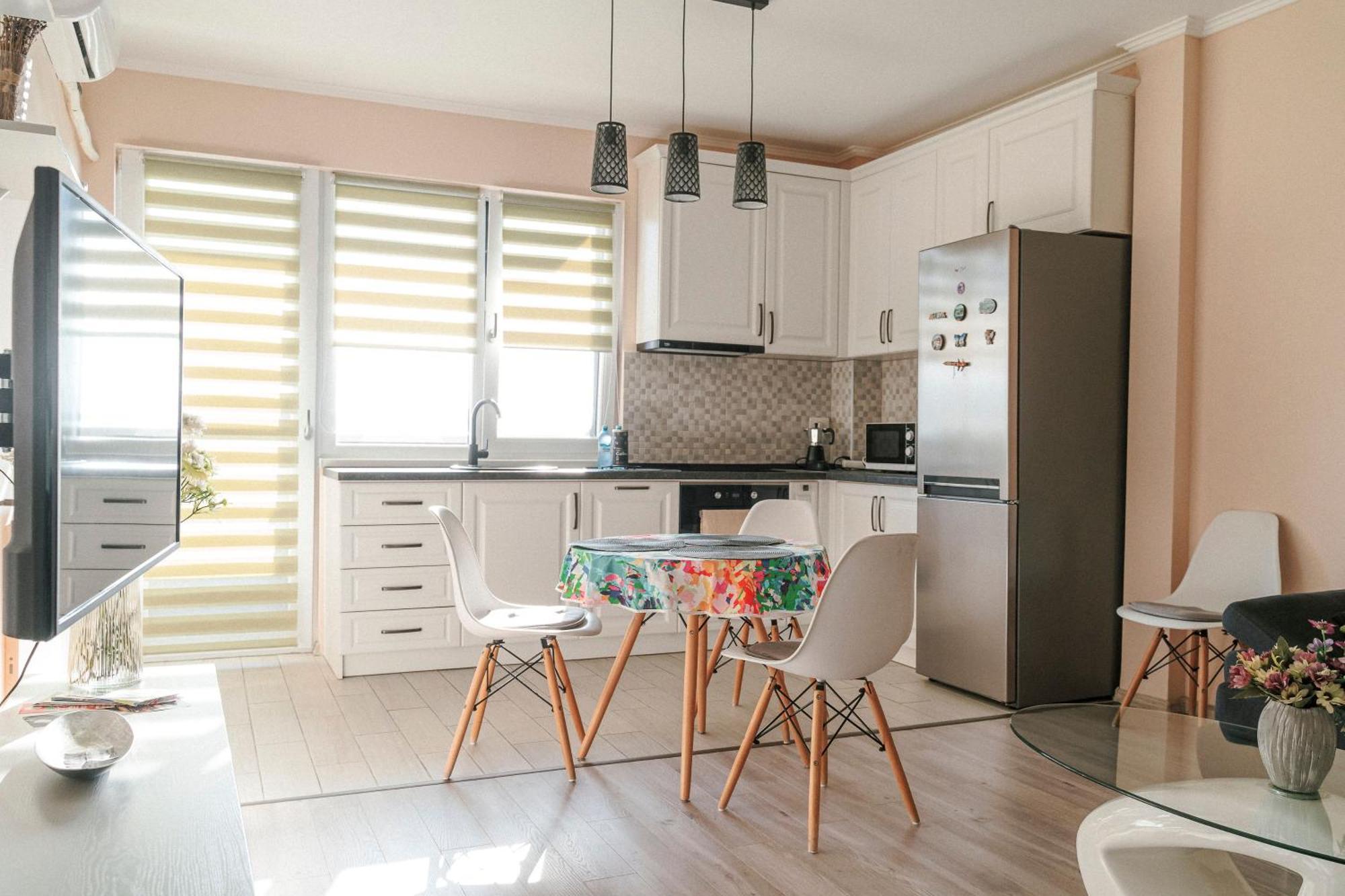 M&M Apartment Oradea Eksteriør billede